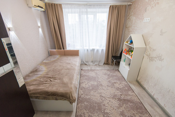 Продам двухкомнатную (2-комн.) квартиру, Рахманинова ул, 24, Ростов-на-Дону г