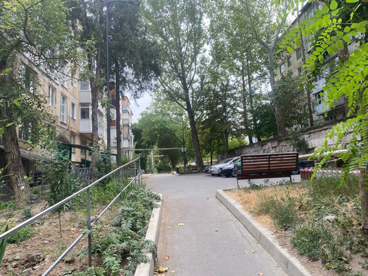 Продам двухкомнатную (2-комн.) квартиру, Кечкеметская ул, 91, Симферополь г