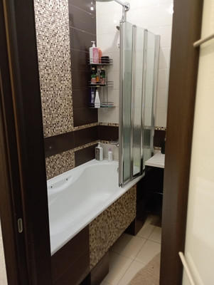 Продам многокомнатную квартиру, Мате Залки ул, 11А, Красноярск г