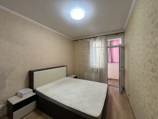 Продам двухкомнатную (2-комн.) квартиру, Залесская ул, 23ак1, Симферополь г