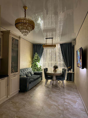 Продам трехкомнатную (3-комн.) квартиру, Мраморный пер, 36, Симферополь г