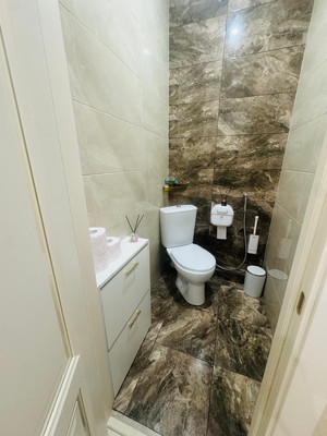 Продам трехкомнатную (3-комн.) квартиру, Мраморный пер, 36, Симферополь г