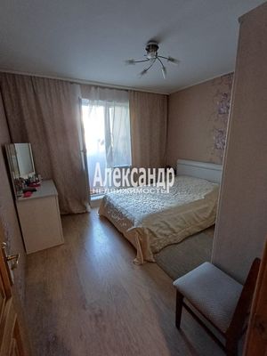Продам трехкомнатную (3-комн.) квартиру, Шуваловский пр-кт, 59к1, Санкт-Петербург г