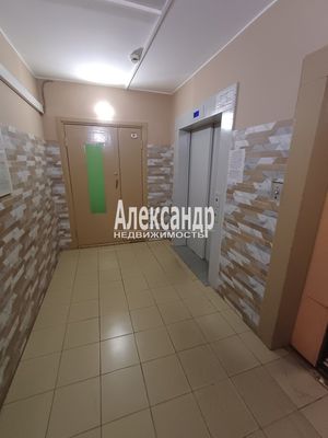 Продам трехкомнатную (3-комн.) квартиру, Шуваловский пр-кт, 59к1, Санкт-Петербург г