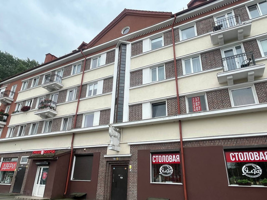 Продам трехкомнатную (3-комн.) квартиру, Московский пр-кт, 164, Калининград г