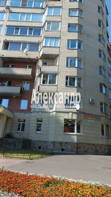 Продам двухкомнатную (2-комн.) квартиру, Токарева ул, 6, Сестрорецк г