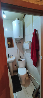 Продам трехкомнатную (3-комн.) квартиру, Поселковая ул, 2, Визябож д