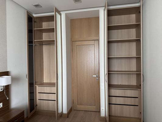 Продам двухкомнатную (2-комн.) квартиру, Кубанская Набережная ул, 23/1, Краснодар г