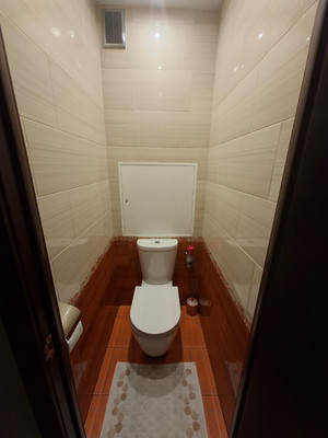 Продам трехкомнатную (3-комн.) квартиру, Батайский проезд, 17, Москва г