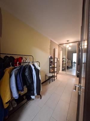 Продам трехкомнатную (3-комн.) квартиру, Батайский проезд, 17, Москва г