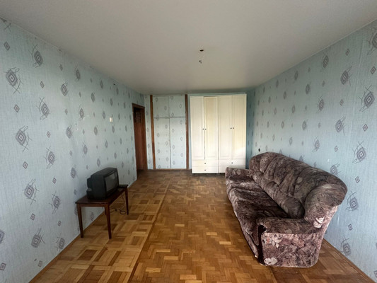 Продам двухкомнатную (2-комн.) квартиру, 3-е почтовое отделение ул, 30, Люберцы г