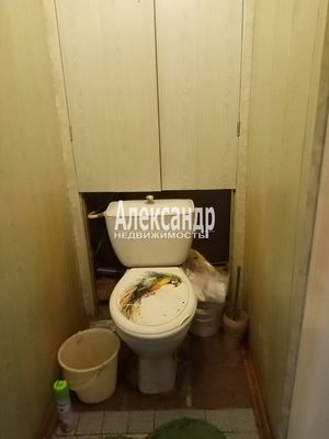 Продам двухкомнатную (2-комн.) квартиру, Александра Товпеко ул, 18, Понтонный п