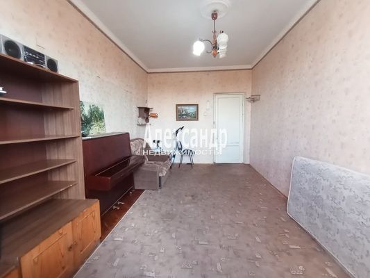 Продам двухкомнатную (2-комн.) квартиру, Александра Товпеко ул, 18, Понтонный п