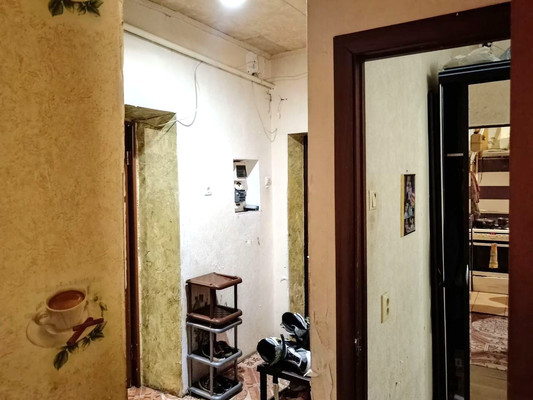 Продам двухкомнатную (2-комн.) квартиру, Березовая ул, 18, Калининград г