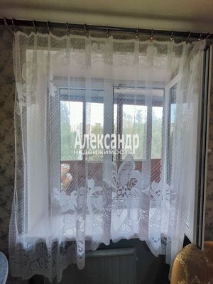 Продам однокомнатную (1-комн.) квартиру, Подвойского ул, 18к1, Санкт-Петербург г