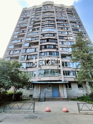 Продам однокомнатную (1-комн.) квартиру, Подвойского ул, 18к1, Санкт-Петербург г