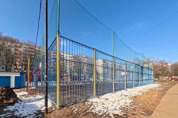 Продам трехкомнатную (3-комн.) квартиру, Совхозная ул, 18к2, Москва г