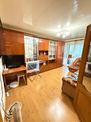 Продам двухкомнатную (2-комн.) квартиру, Школьная ул, 19, Пустоши п