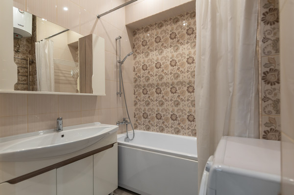 Продам трехкомнатную (3-комн.) квартиру, Ломоносовский пр-кт, 23, Москва г