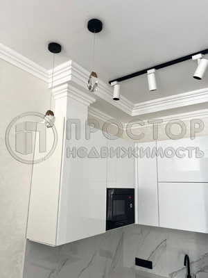 Продам однокомнатную (1-комн.) квартиру, Братьев Весниных б-р, 2, Москва г