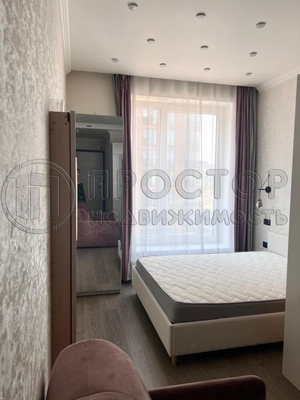 Продам однокомнатную (1-комн.) квартиру, Братьев Весниных б-р, 2, Москва г