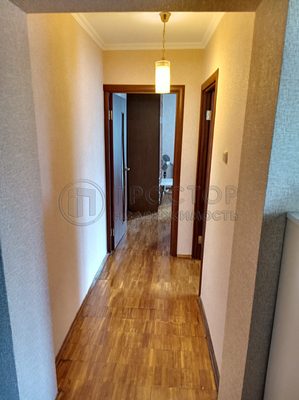 Продам трехкомнатную (3-комн.) квартиру, Бирюлёвская ул, 18к2, Москва г