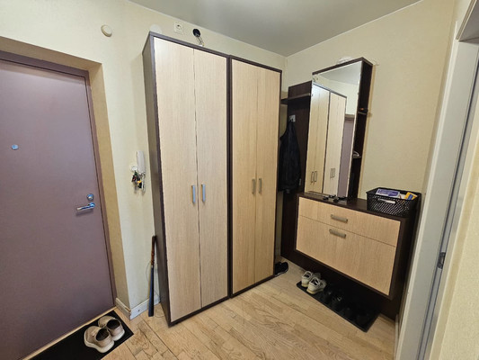 Продам однокомнатную (1-комн.) квартиру, Бадаева ул, 14Ак1, Санкт-Петербург г
