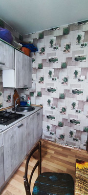Продам двухкомнатную (2-комн.) квартиру, Дорожная ул, 3, Октябрьский рп
