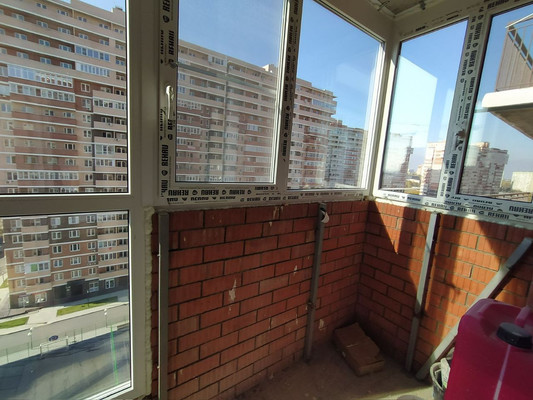 Продам двухкомнатную (2-комн.) квартиру, Автолюбителей ул, 1/7к3, Краснодар г