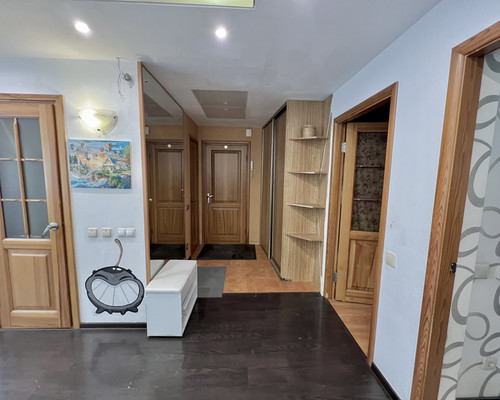 Продам трехкомнатную (3-комн.) квартиру, Красноармейская ул, 57, Нижний Тагил г