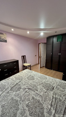 Продам трехкомнатную (3-комн.) квартиру, Красноармейская ул, 57, Нижний Тагил г