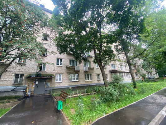 Продам однокомнатную (1-комн.) квартиру, Спортивная ул, 21, Селятино рп