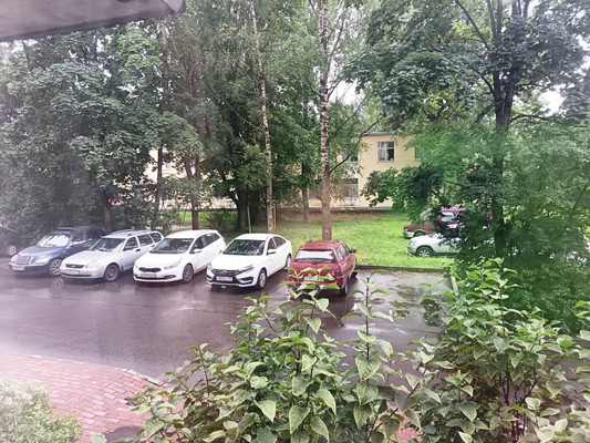 Продам однокомнатную (1-комн.) квартиру, Радищева ул, 5, Гатчина г
