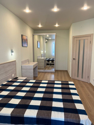 Продам однокомнатную (1-комн.) квартиру, Крымской весны ул, 5к2, Мирное с