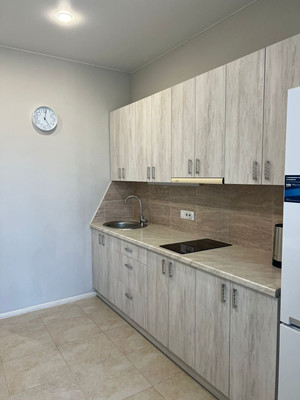 Продам однокомнатную (1-комн.) квартиру, Крымской весны ул, 5к2, Мирное с