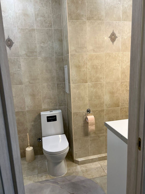 Продам однокомнатную (1-комн.) квартиру, Крымской весны ул, 5к2, Мирное с