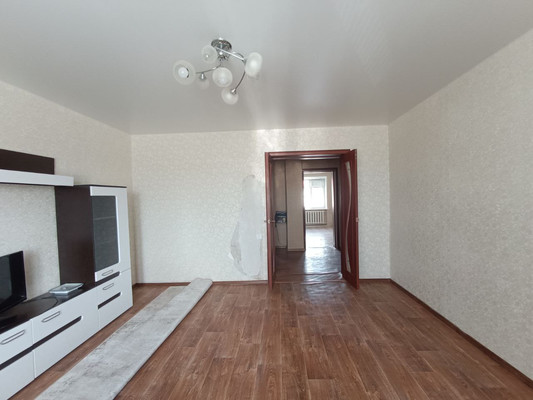 Продам многокомнатную квартиру, Цветочная ул, 2, Ишим г