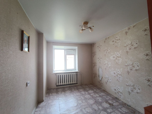 Продам многокомнатную квартиру, Цветочная ул, 2, Ишим г