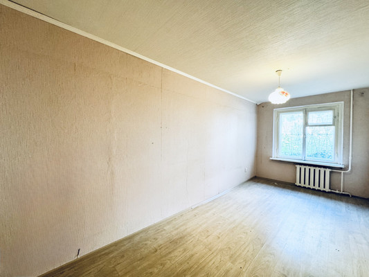 Продам двухкомнатную (2-комн.) квартиру, Орловская ул, 23, Брянск г