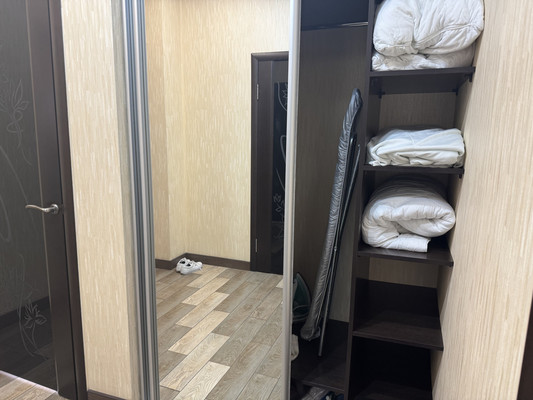 Продам однокомнатную (1-комн.) квартиру, Октябрьская ул, 181/2, Краснодар г