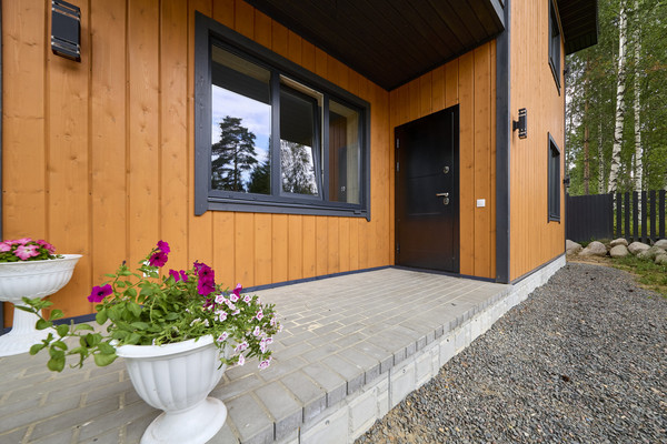 Продам коттедж, Заозерная ул, Мичуринское п, 0 км от города