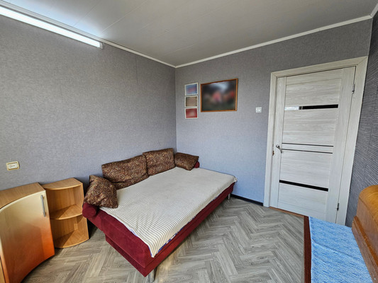 Продам трехкомнатную (3-комн.) квартиру, Ленинградская ул, 4, Костомукша г