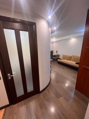 Продам трехкомнатную (3-комн.) квартиру, Садовая ул, 4, Горки д