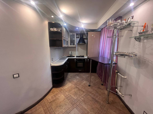 Продам трехкомнатную (3-комн.) квартиру, Садовая ул, 4, Горки д