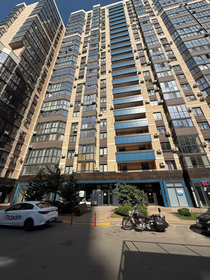 Продам двухкомнатную (2-комн.) квартиру, Батуринская ул, 18к1014, Краснодар г