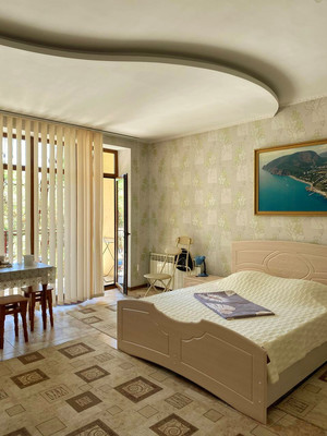 Продам коммерческое помещение 275 м2, Солнечная ул, 13В, Партенит пгт