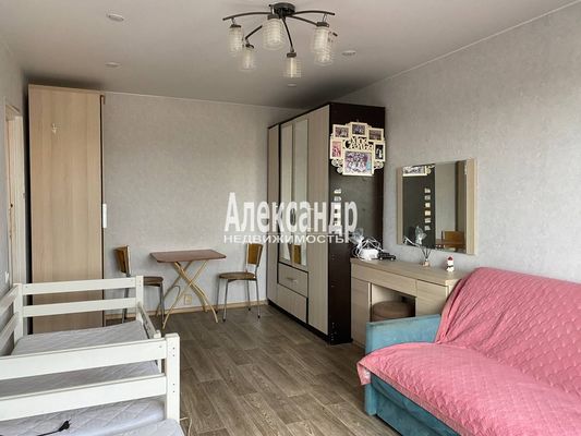 Продам трехкомнатную (3-комн.) квартиру, Бухарестская ул, 78, Санкт-Петербург г