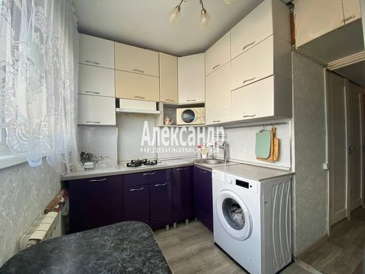 Продам трехкомнатную (3-комн.) квартиру, Бухарестская ул, 78, Санкт-Петербург г