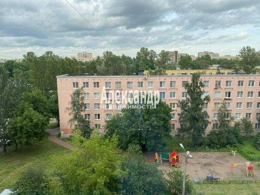 Продам трехкомнатную (3-комн.) квартиру, Бухарестская ул, 78, Санкт-Петербург г