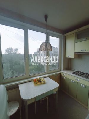 Продам двухкомнатную (2-комн.) квартиру, Бухарестская ул, 39к1, Санкт-Петербург г